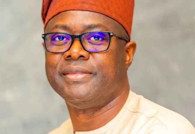 Governor Makinde Signs Stringent Executive Order to Boost Oyo Security