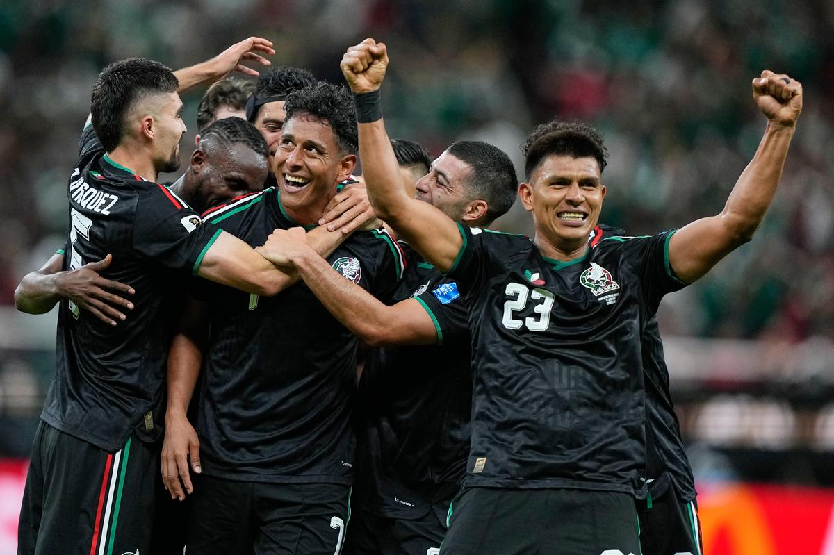 Mexico Become First Team to Qualify for 2026 World Cup Round of 32 After Beating South Korea
