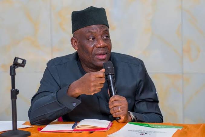 FG Cuts Textbook Assessment Fees, Orders Refunds for Publishers