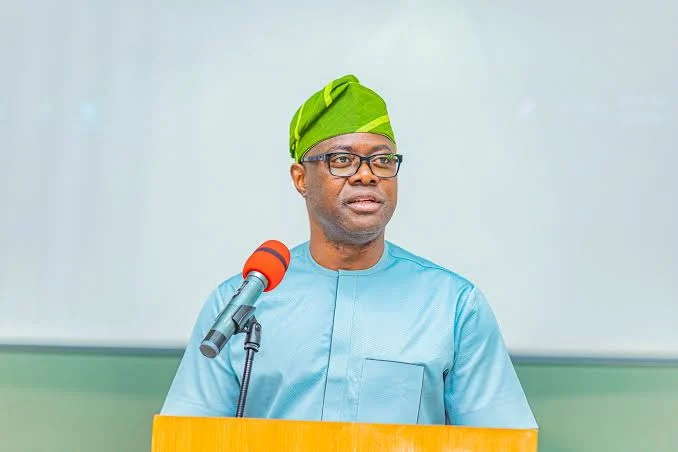 Makinde Criticises Tinubu’s Economic Reforms, Rallies Support for APM Ahead of 2027