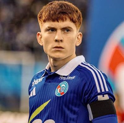 Chelsea Complete £34m Signing of Argentina International Valentin Barco from Strasbourg
