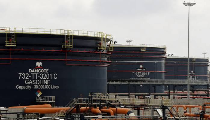 Dangote Refinery Secures $1bn Backing for Planned IPO