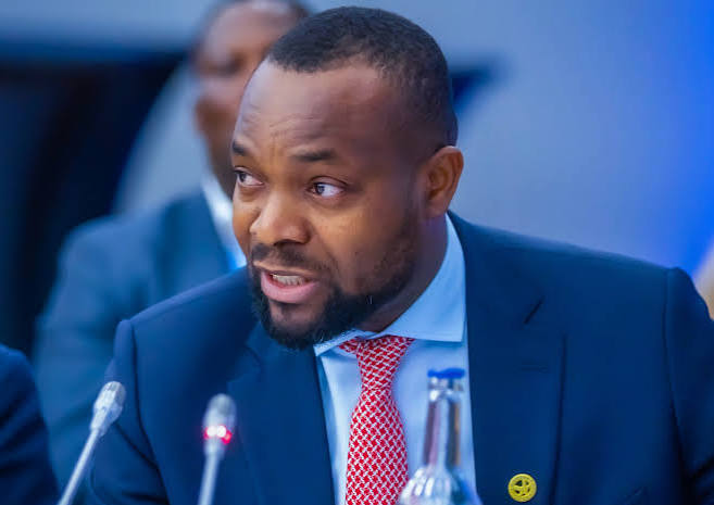 FG to Begin 90,000km Fibre Rollout in October, Says Minister