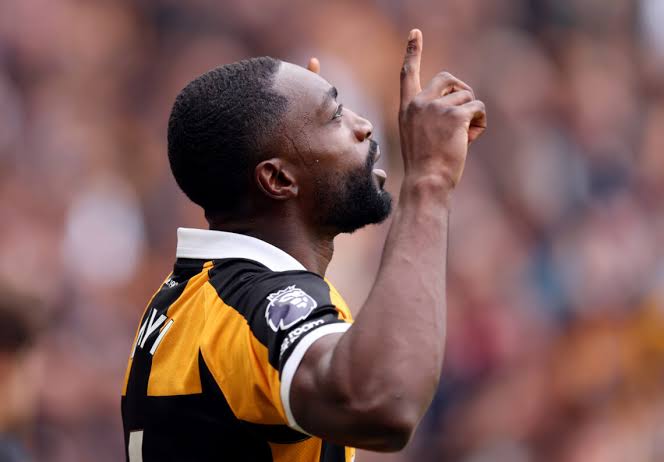 Ajayi Scores as Hull Shock Man United in 2-0 Win