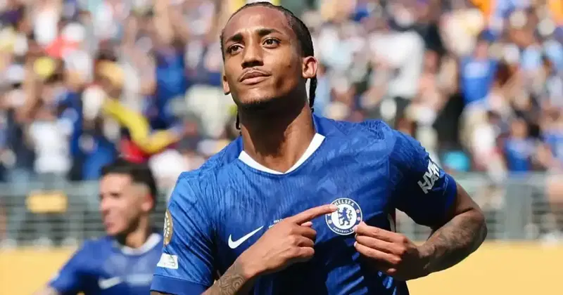 Chelsea Tie Joao Pedro Down to Long-Term Deal Until 2032