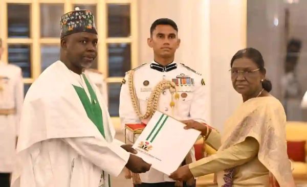 Nigeria’s Envoy to India Presents Letters of Credence