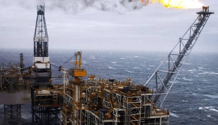 FG Reviews Expired Oil Licences for Possible Extension