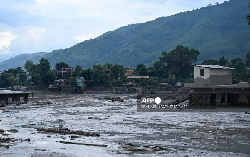Nepal Begins Burials As Flood Death Toll Rises To 752