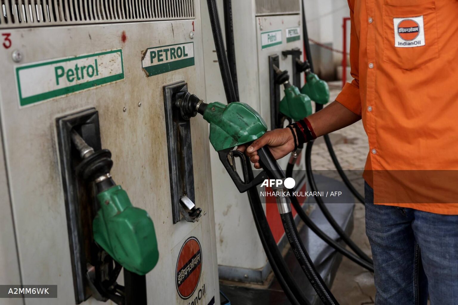 NNPCL Hikes Petrol Price To N1,345 In FCT