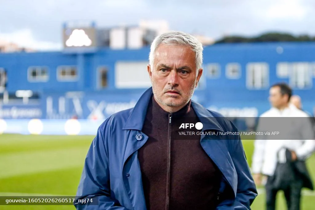 Mourinho Pays Tribute To Messi After Retirement