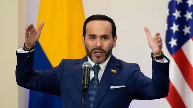 Colombian President Lifts Decade-Long Gun-Carrying Restrictions