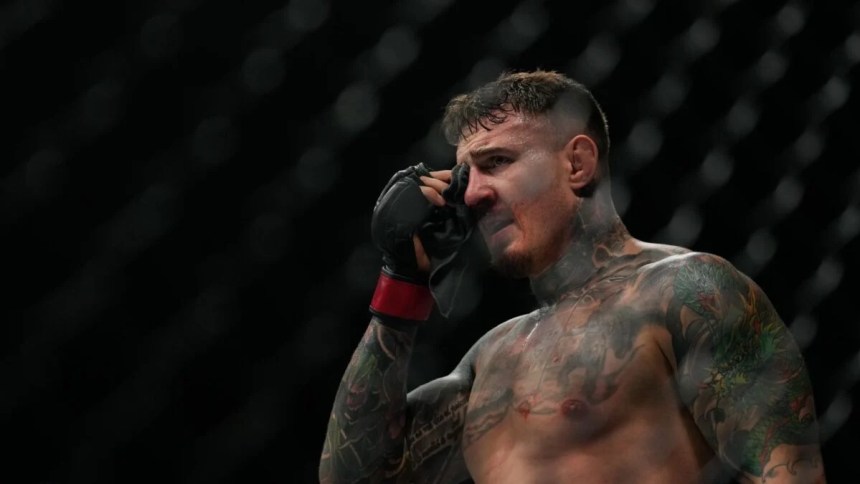 Aspinall Vacates UFC Heavyweight Title Over Eye Injury