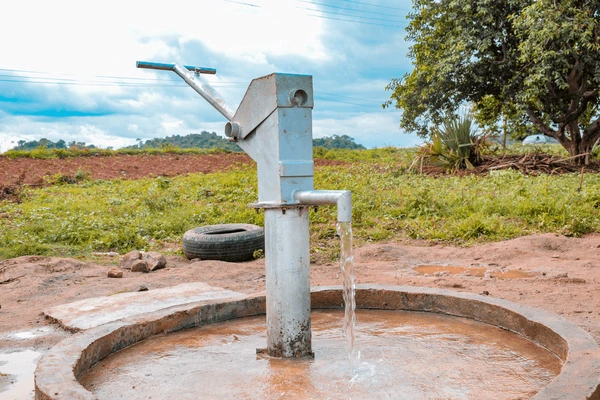 Using Borehole Water to Rinse Mouth Risky — Aproko Doctor