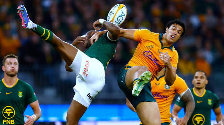 Australia Hold Off South Africa 42-38 in Extraordinary Perth Test
