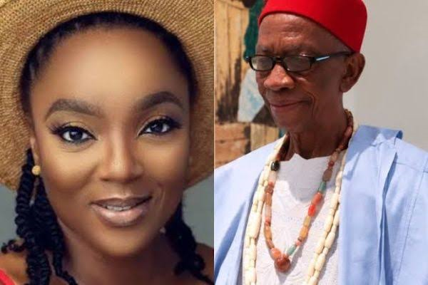 Chioma Chukwuka Announces Father’s Death