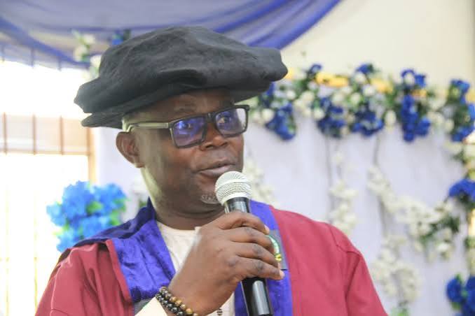 Embrace AI or Risk Being Replaced, Don Tells Graduates