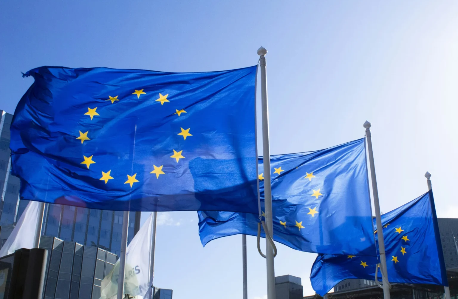 2027 Elections: EU Raises Alarm Over AI-Generated Fake News
