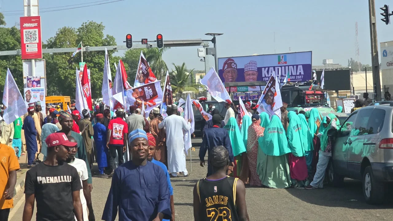 Tinubu’s 2027 Campaign Kicks Off as APC Supporters Flood Kaduna Stadium