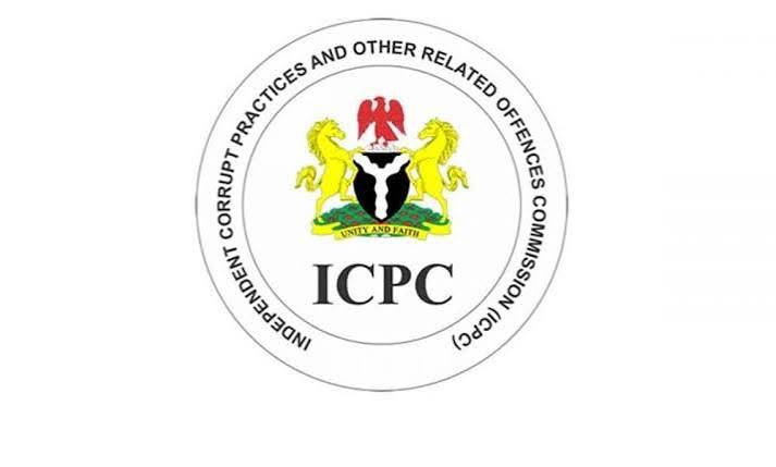 Don Urges Graduates to Shun Corruption, Uphold Integrity