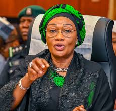 First Lady Donates ₦100m Empowerment Grants to 2,000 Ekiti Women